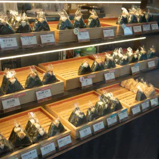 [渋谷店] ショーケースに無い場合はお作りいたしますので、お気軽にお声がけください。